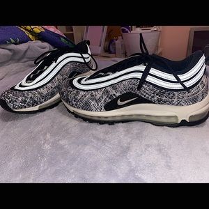 Women’s Air Max 97’s!